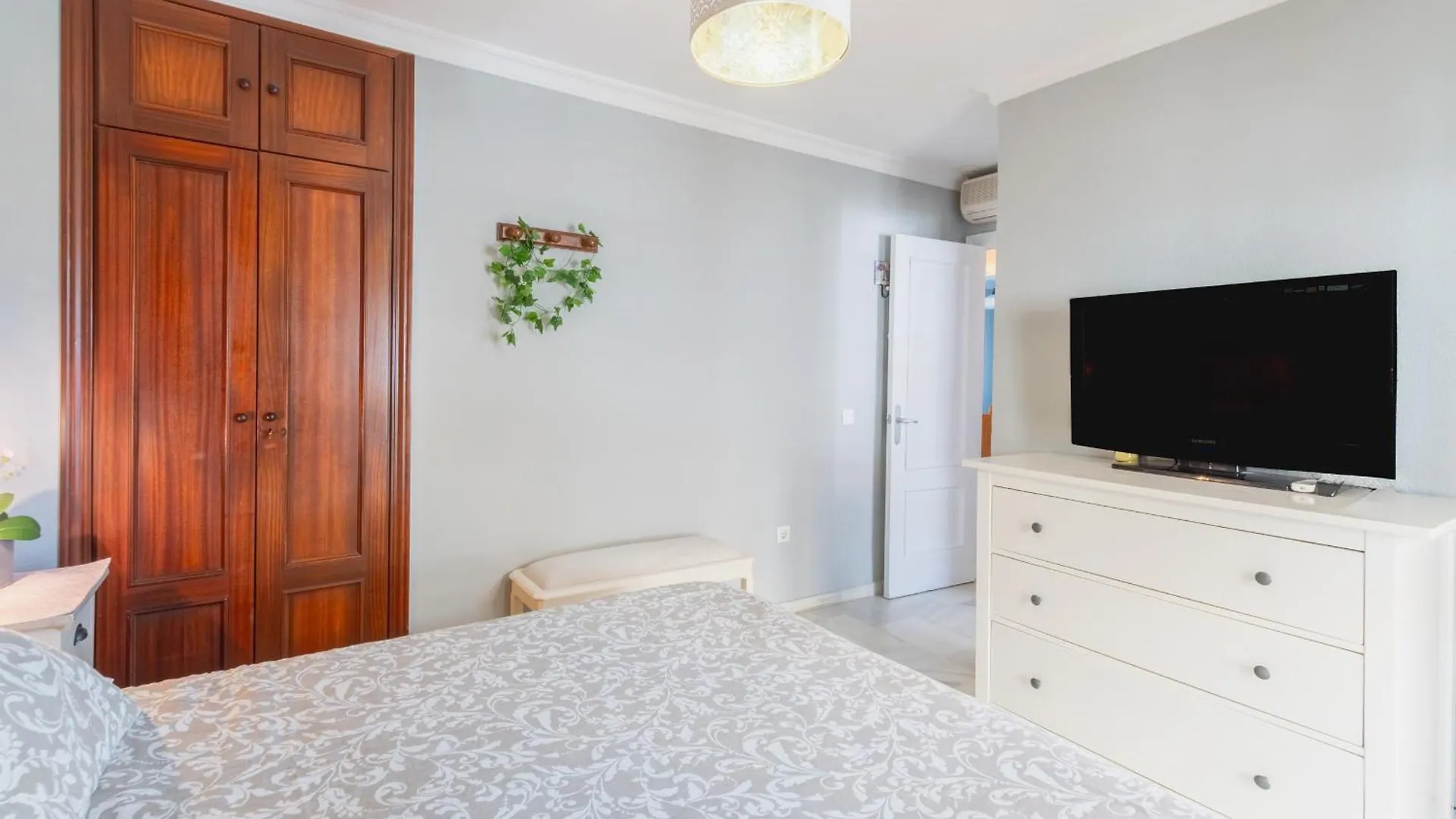 Apartamento Ático en Novo Sancti Petri Chiclana de la Frontera 0*,  España